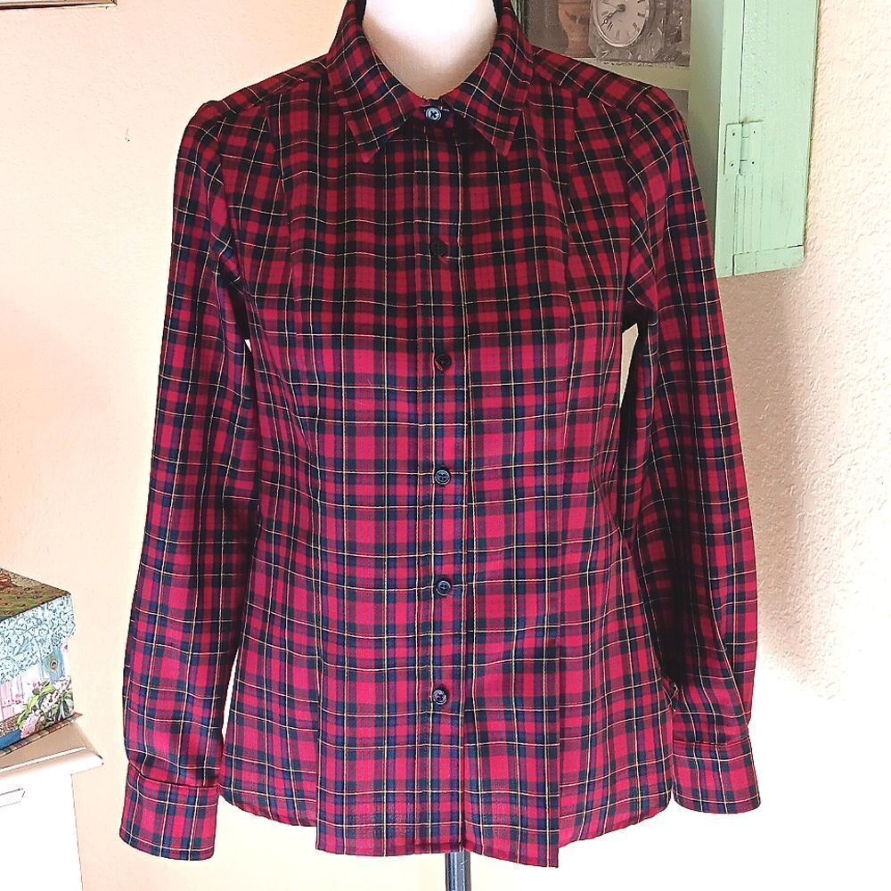 NWOT Pendleton Tartan Plaid Wool Shirt in Red and Black. Holiday